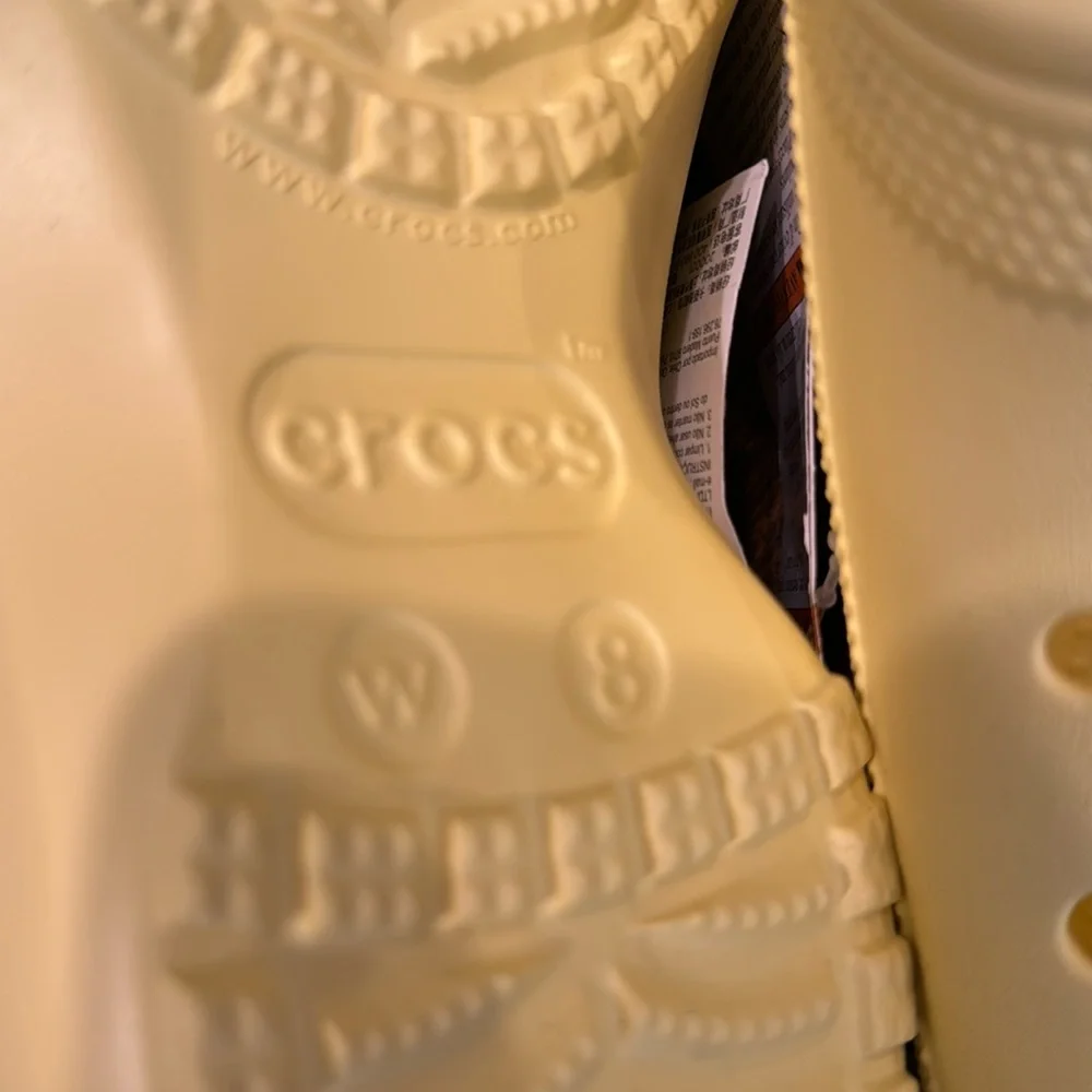 Crocs Classic Platform Clogs New- - Picture 16 of 16